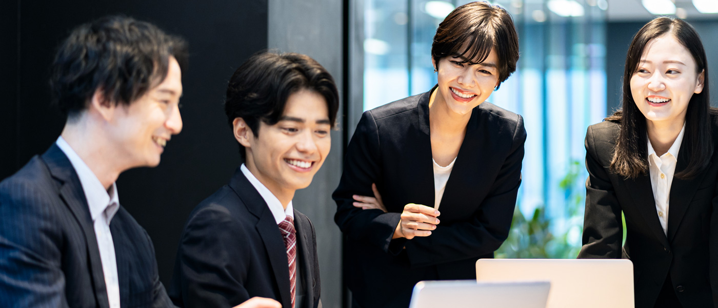 採用情報
